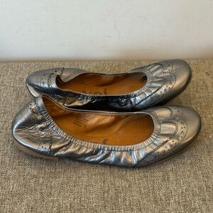 Juil The Wing Tip Silver Metallic Leather Ballet Flats Size 10